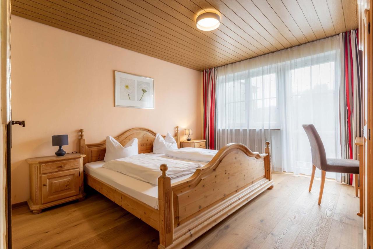 Landgasthof Moser & Restaurant Bootshaus Windorf  ภายนอก รูปภาพ