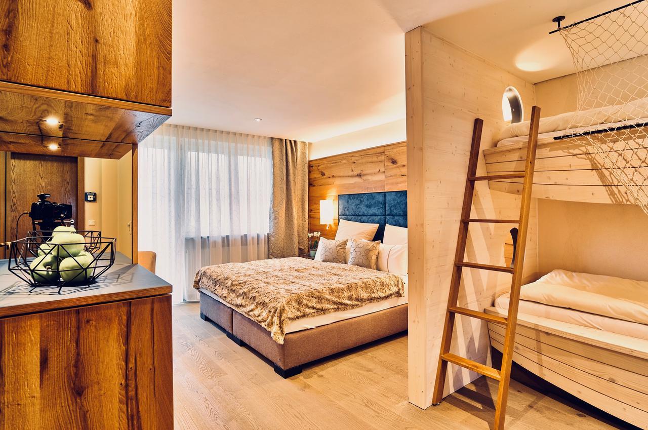 Landgasthof Moser & Restaurant Bootshaus Windorf  ภายนอก รูปภาพ