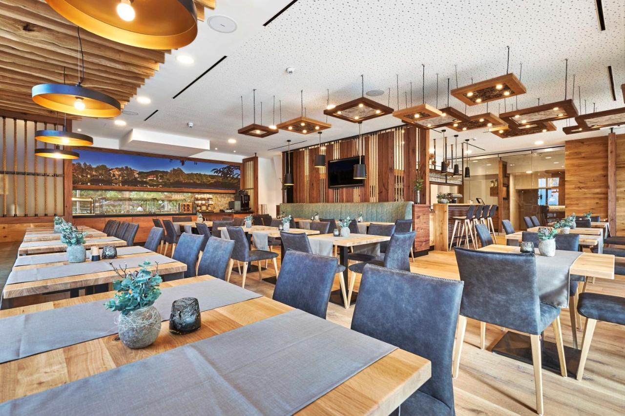 Landgasthof Moser & Restaurant Bootshaus Windorf  ภายนอก รูปภาพ