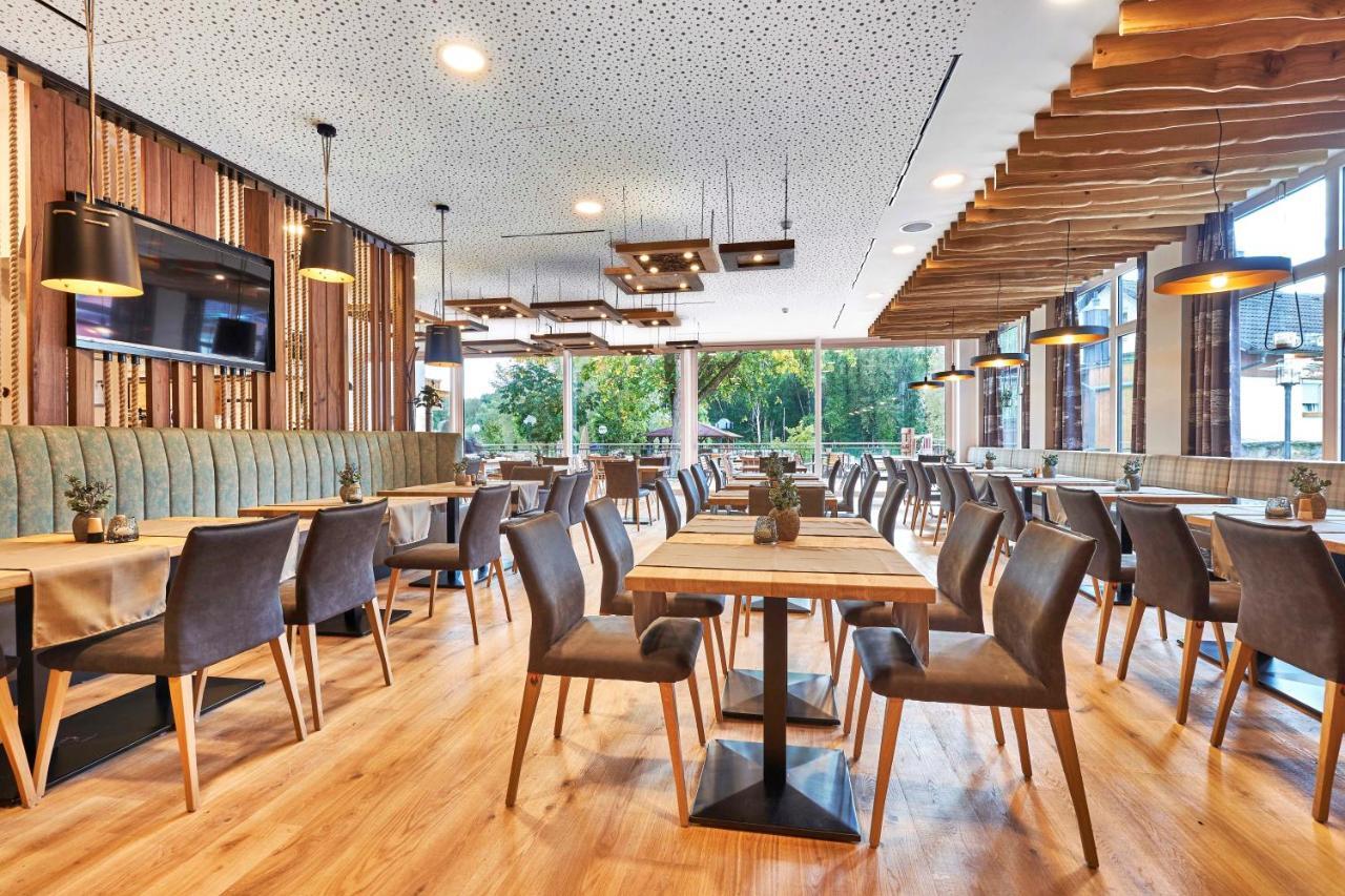 Landgasthof Moser & Restaurant Bootshaus Windorf  ภายนอก รูปภาพ